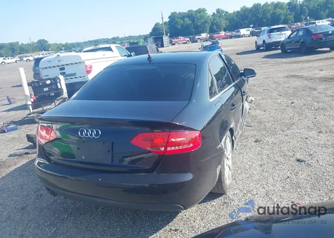 2010 Audi A4 2.0T Premium z USA, uszkodzony, nr VIN WAUFFAFL5AN049132